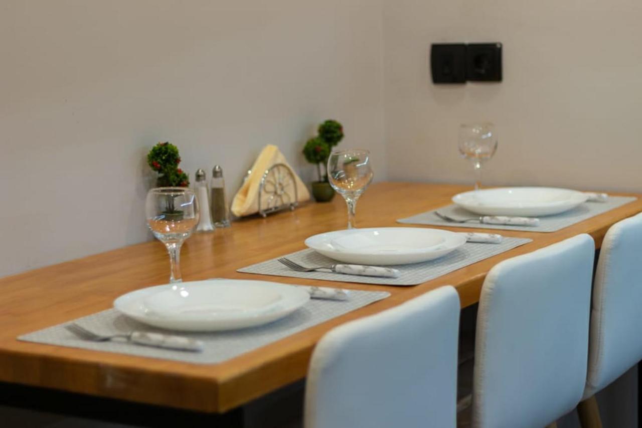 Apartment Double Romantic
