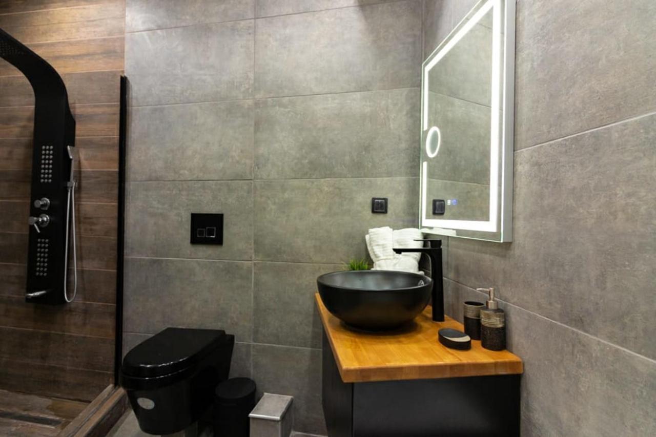 Apartment Double Romantic *